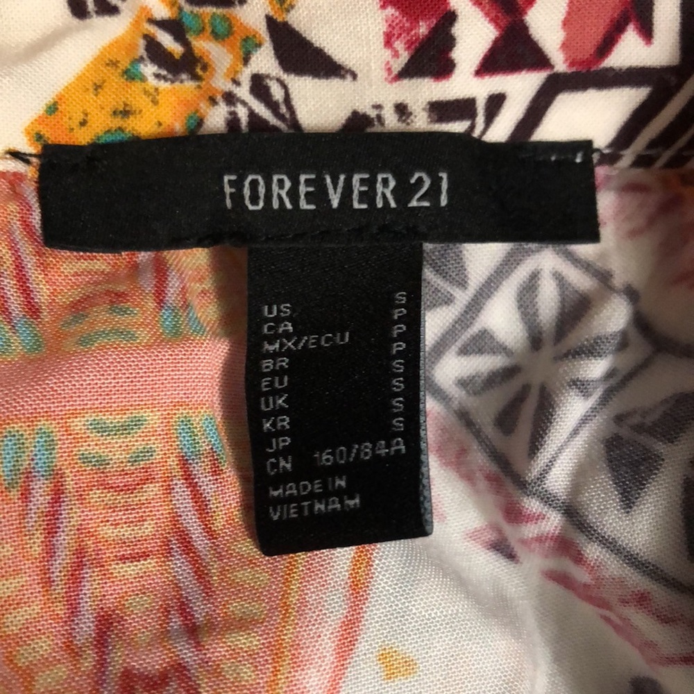 Colourful Aztec crop top - Picture 6 of 6